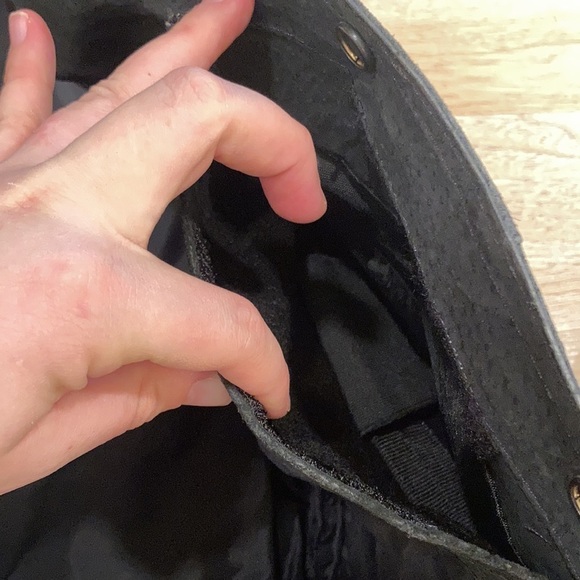 Men’s Authentic NRA Distressed Black Suede Leather Conceal Carry Vest Size M - Picture 11 of 16